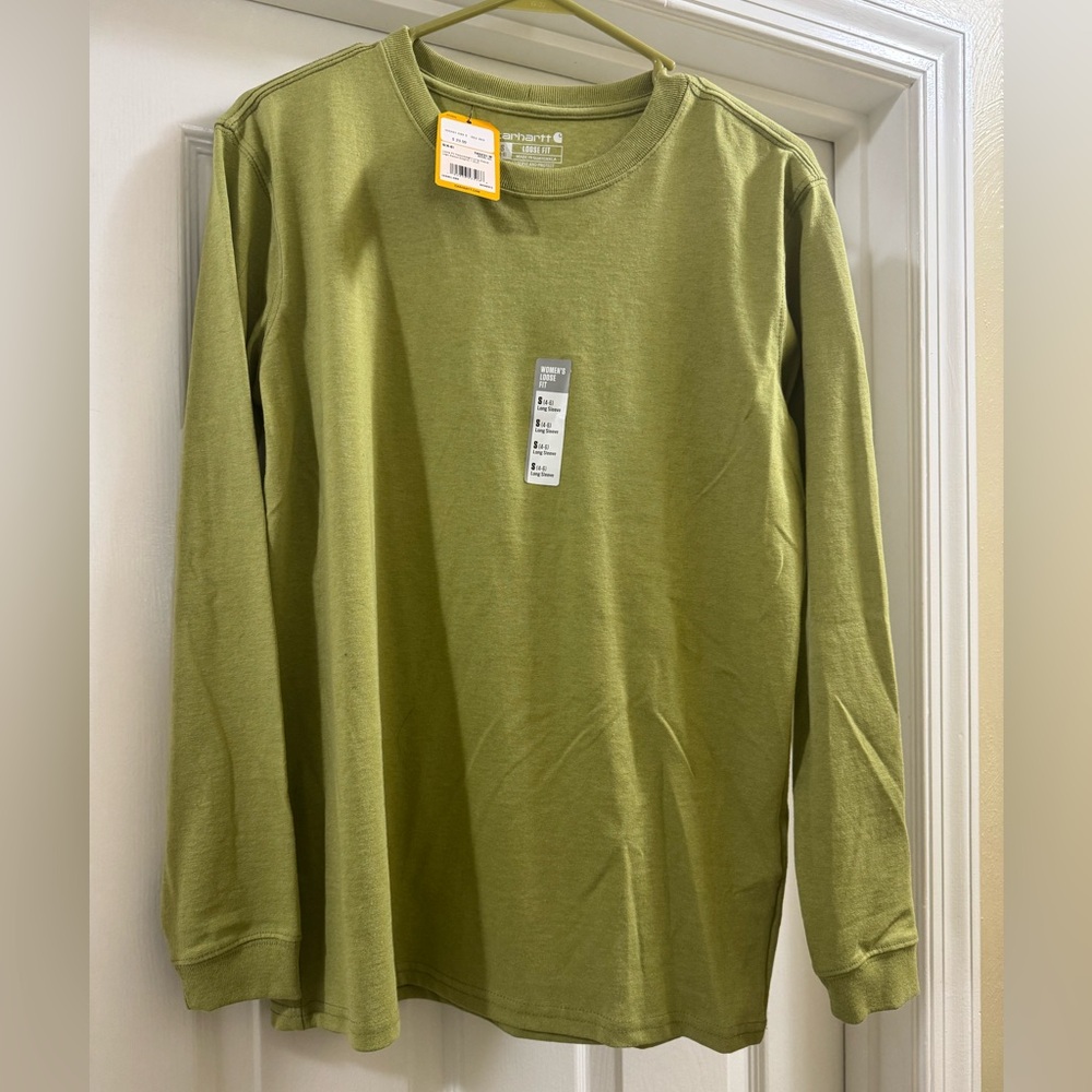 Women’s carhartt new shirt with tags